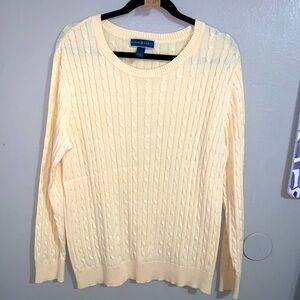 Karen Scott Cable Knit pull over sweater size XL pastel yellow